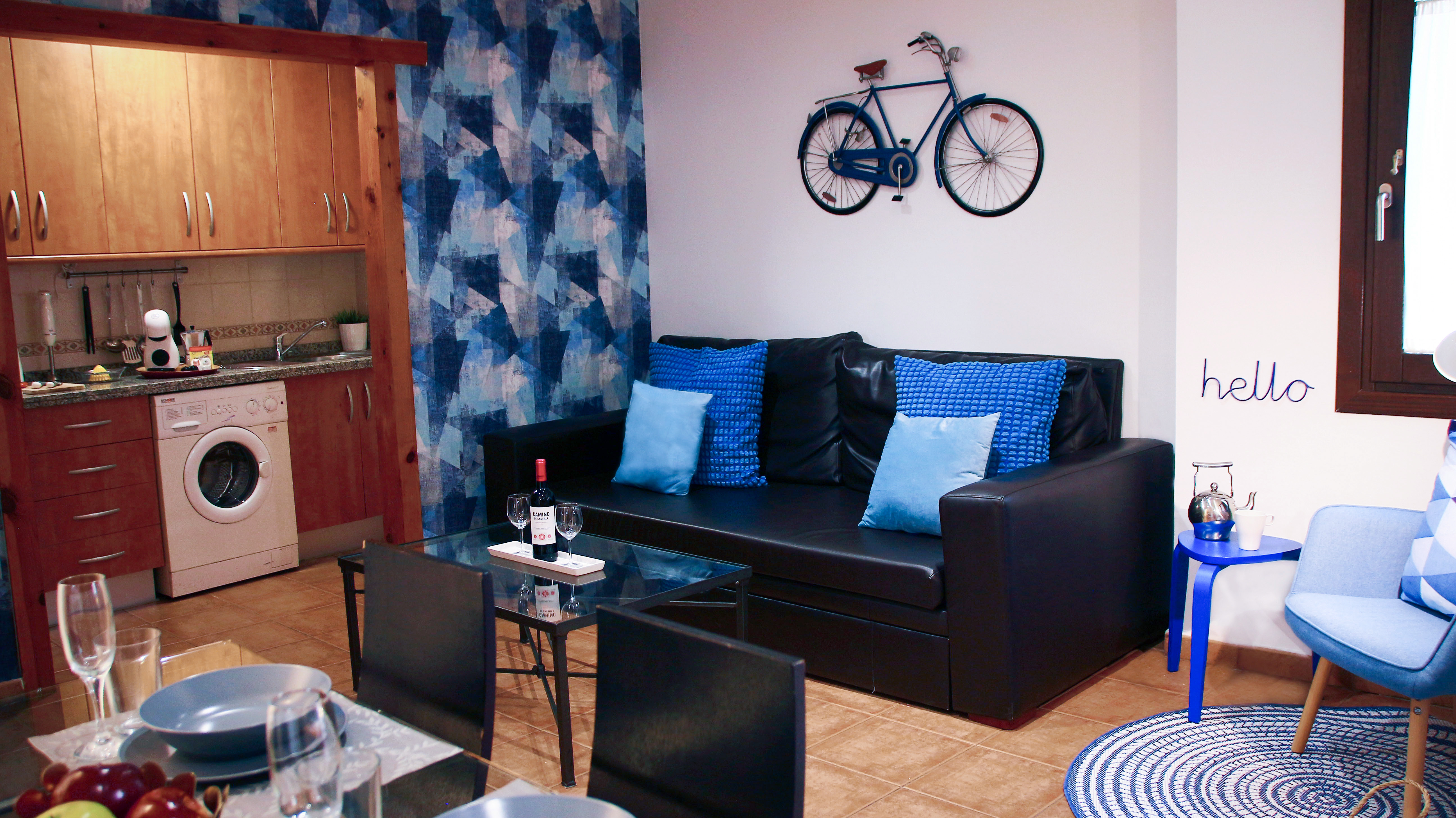 Primera Planta — salón-cocina abierto